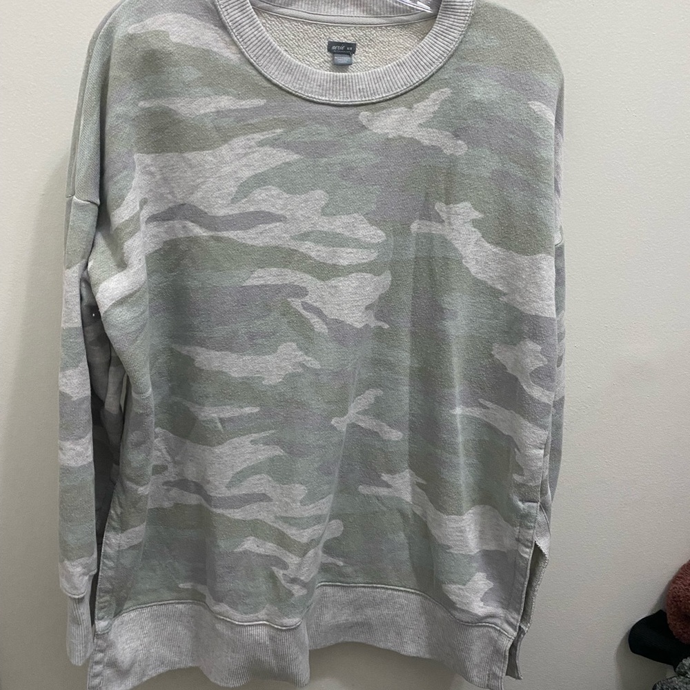 Oversized Camo Sweatshirt